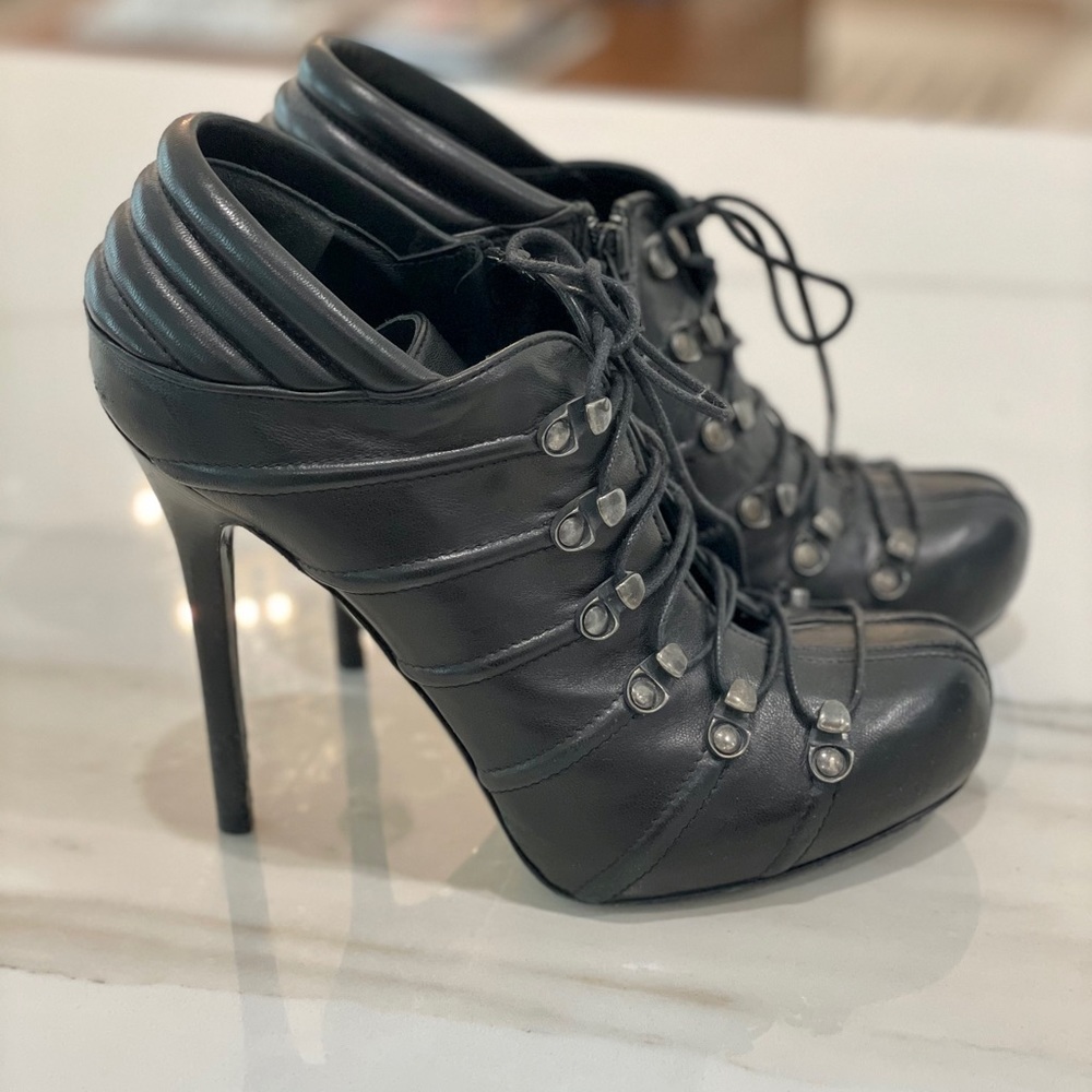 Alexander McQueen motorcycle pumps size 38 1/2